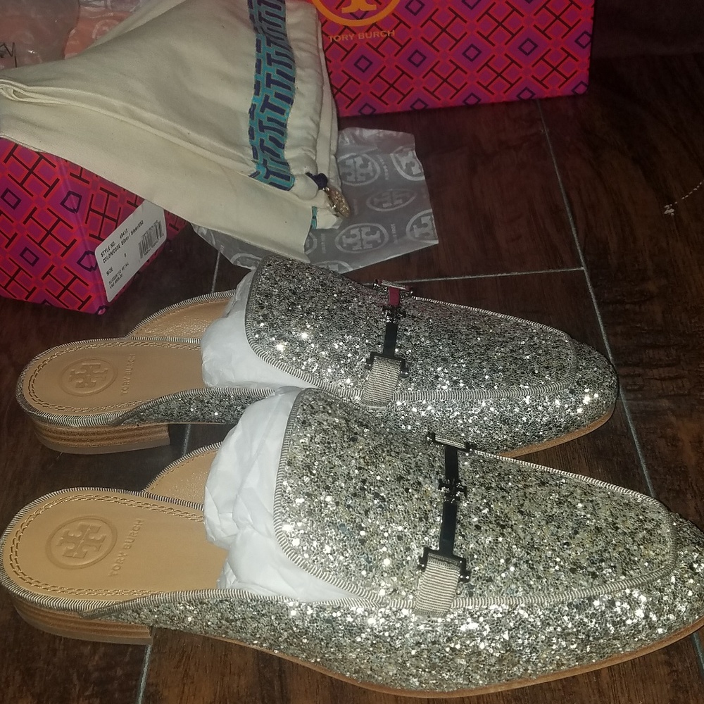 BNIB-Tory Burch Mules